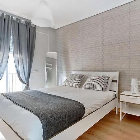 Morales - 2 Habitaciones, Espacioso Y Tranquilo Junto A Hospital Murcia Ngoại thất bức ảnh