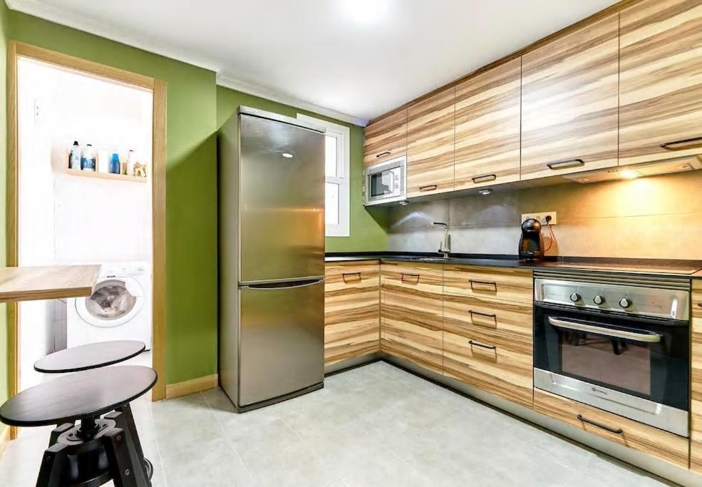 Morales - 2 Habitaciones, Espacioso Y Tranquilo Junto A Hospital Murcia Ngoại thất bức ảnh